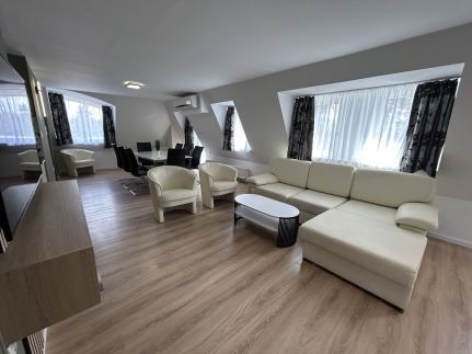 Caesar Apartments4