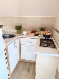 Jolie Apartman18
