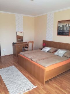 Zöld Béka Panoráma Wellness Apartmanok II.4