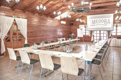 MeDoRa Park Hotel és Bagolyvárak11