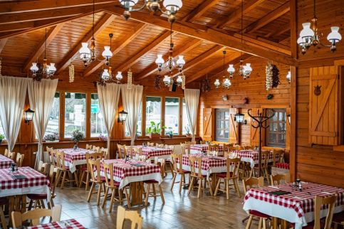 MeDoRa Park Hotel és Bagolyvárak7