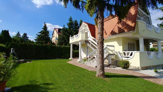 Balaton Apartman