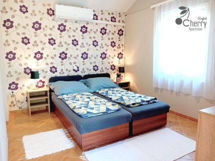 Cherry Apartman13