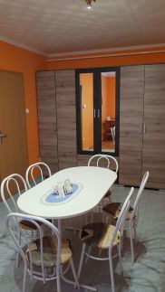 Fischer 2 Apartman2