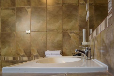 HBH Bajor Sörház és Panzió23