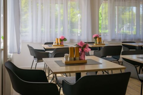 HBH Bajor Sörház és Panzió28