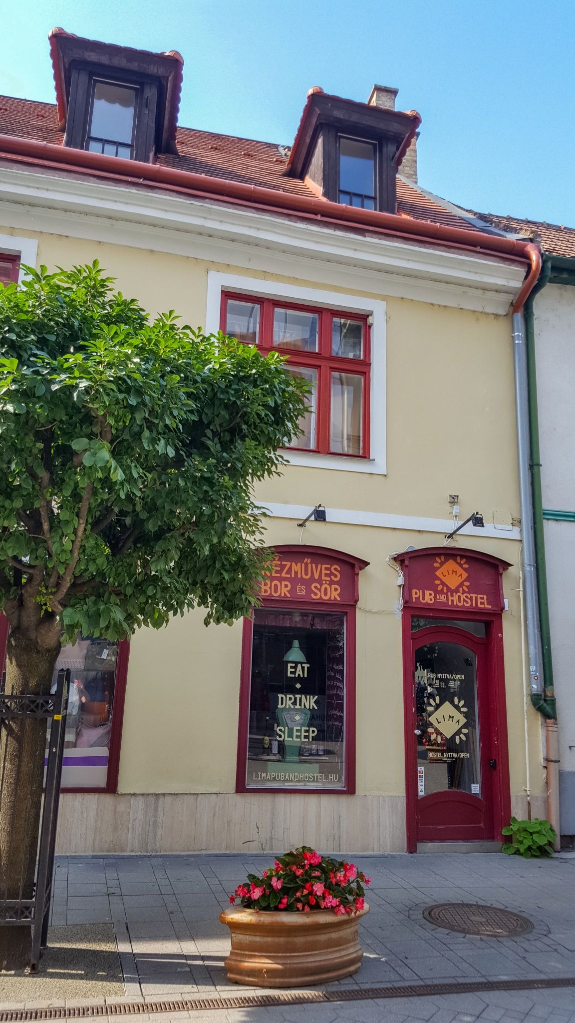 Lima Pub and Hostel – Győr fotó 1