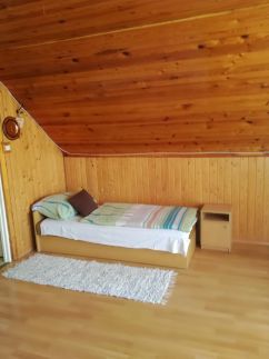 Sári Apartman25