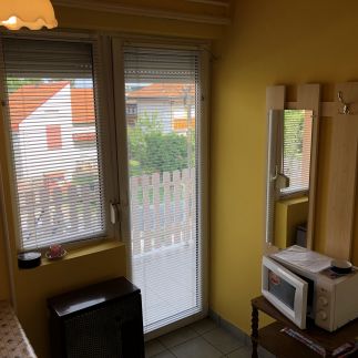 Betti Apartman13