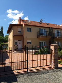 Csokonai Nagy Apartman8