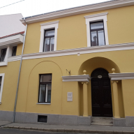 Piacsek Apartmanház