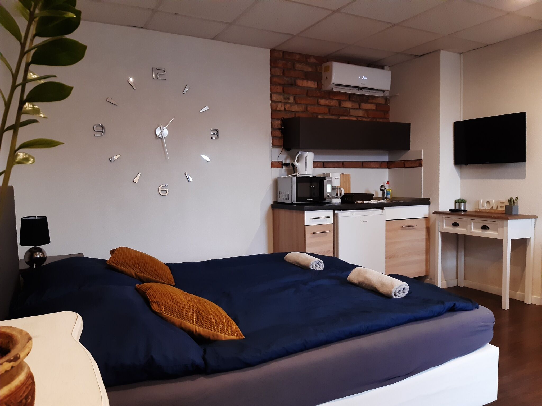 Ady Apartman – Tata