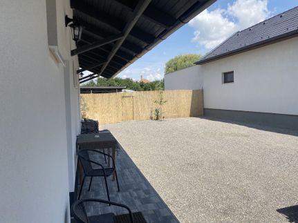 Örökzöld Apartman12