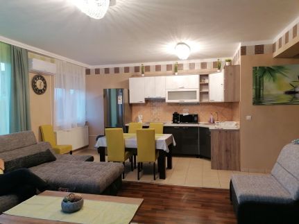 Mesi Lux Apartman9