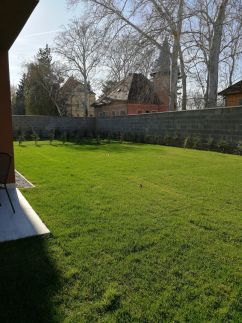 Azúr Wellness Apartman45