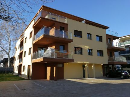 Azúr Wellness Apartman26