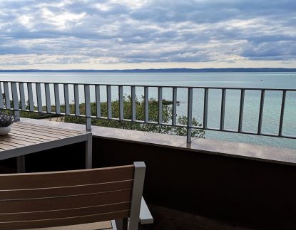 Lola Wellness Apartman14