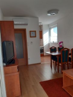 Gyöngyös Apartman7