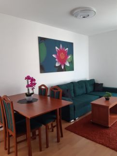 Gyöngyös Apartman8