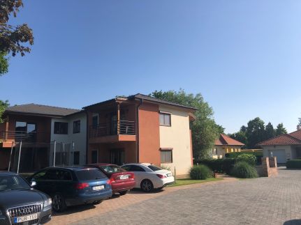 Eötvös Köz Apartmanház4