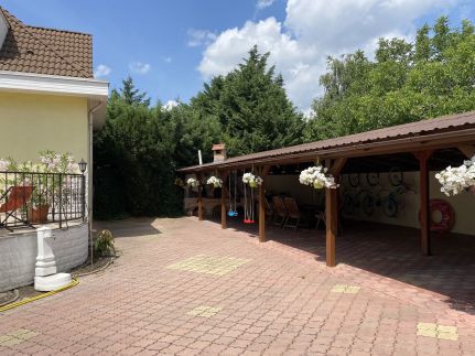 Veronika Villa Apartman8