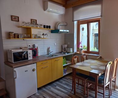 Piroska Apartman12