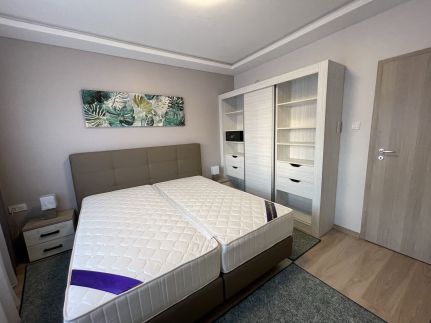Lara Lux Apartment13