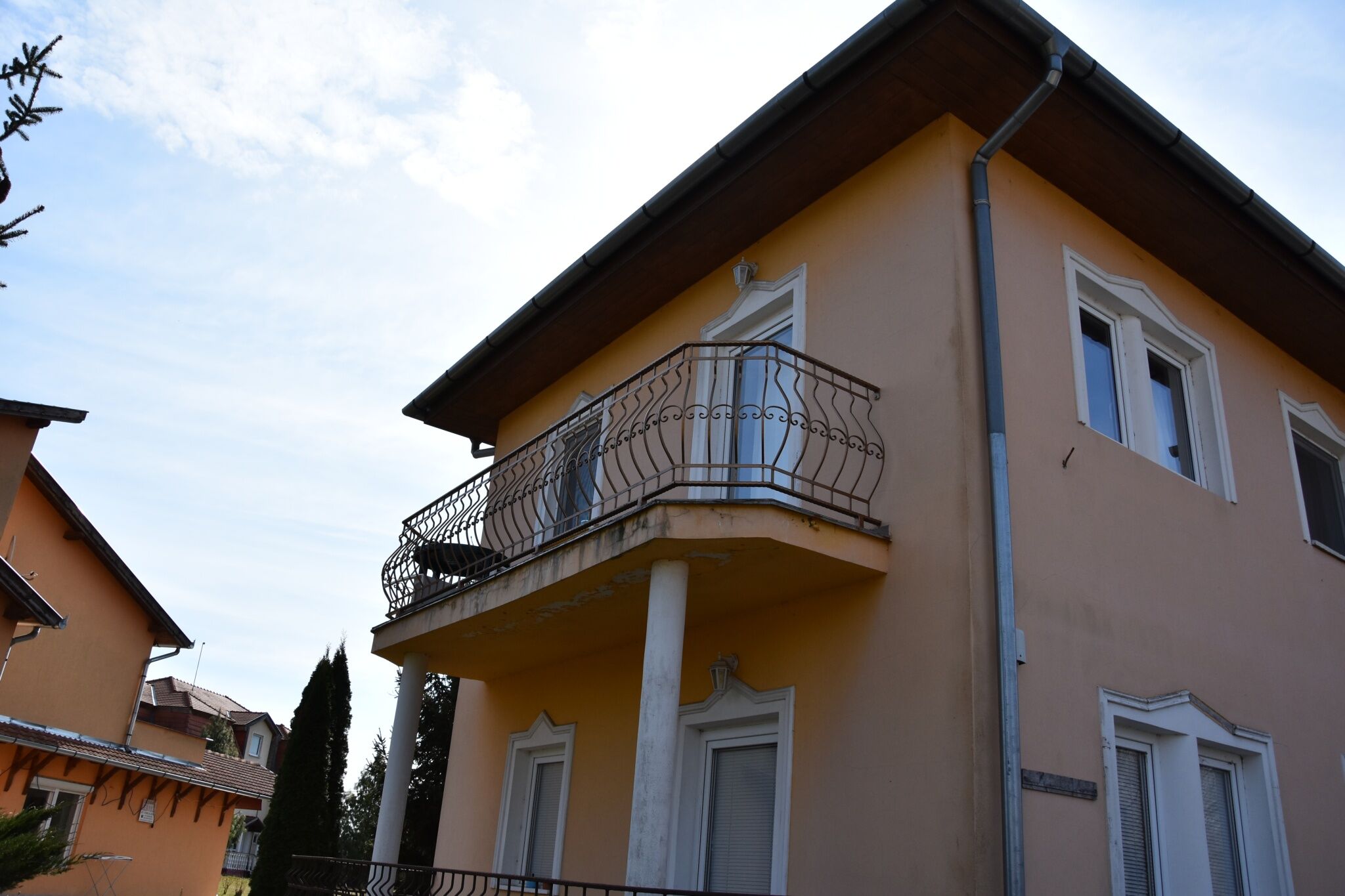 Zóra Apartman – Kehidakustány