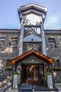 4 Évszak Hegyihotel58