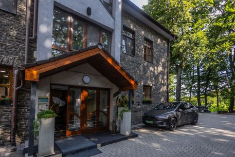 4 Évszak Hegyihotel59