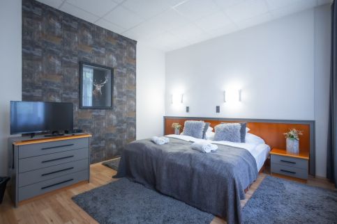 4 Évszak Hegyihotel112