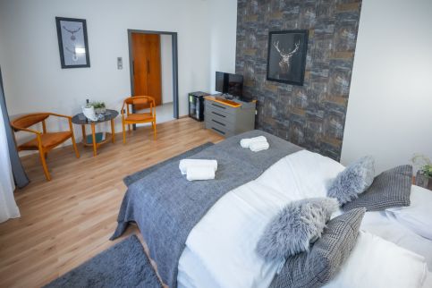 4 Évszak Hegyihotel113