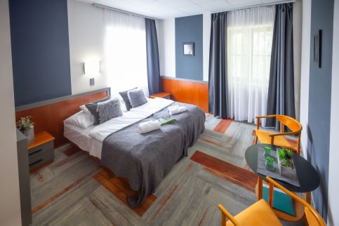 4 Évszak Hegyihotel114