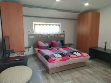 Kiera Villa Apartman11