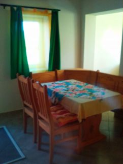 Poroszlói Apartman8