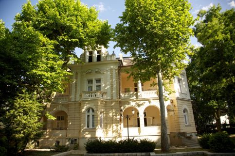 Jókai Villa3