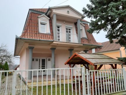 Lusti Apartman