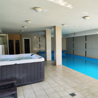 SOM 200 Plazs Wellness Apartman