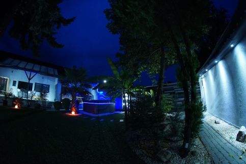 Tacskó Apartmanház49