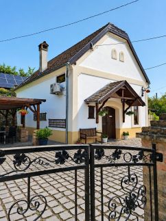 Nánaháza Villa – Alsónána fotó 31
