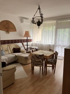 Zsuzsanna Apartman Balatonkenese3