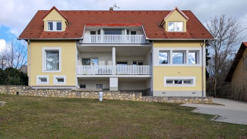 Sunset Apartmanház3