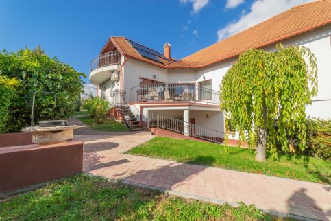 Kamilla Villa Balatonkenese19