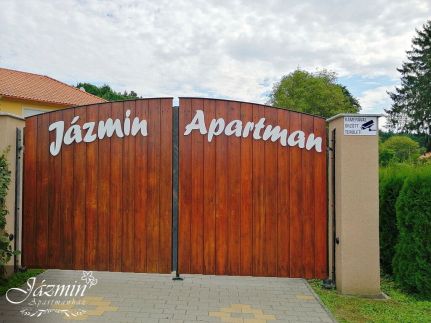 Jázmin Apartmanház8