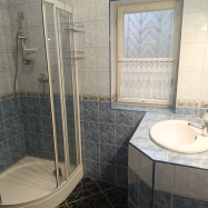 Gyöngy Apartmanház II