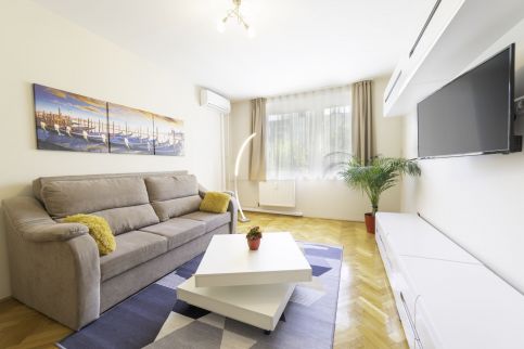 Elegancia Apartman9