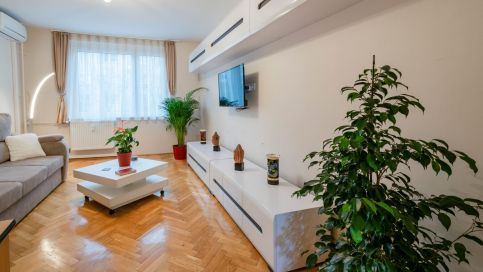 Elegancia Apartman17