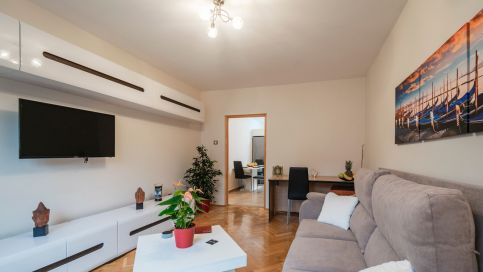 Elegancia Apartman20