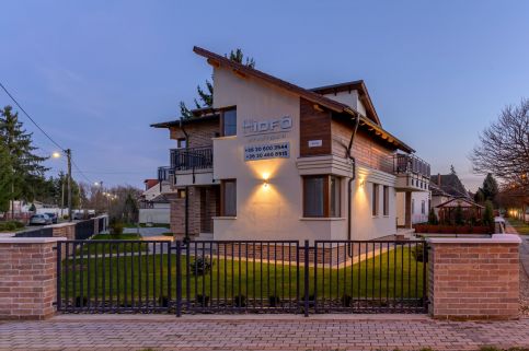 Hídfő Apartman18