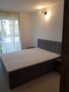 Silver Apartman4